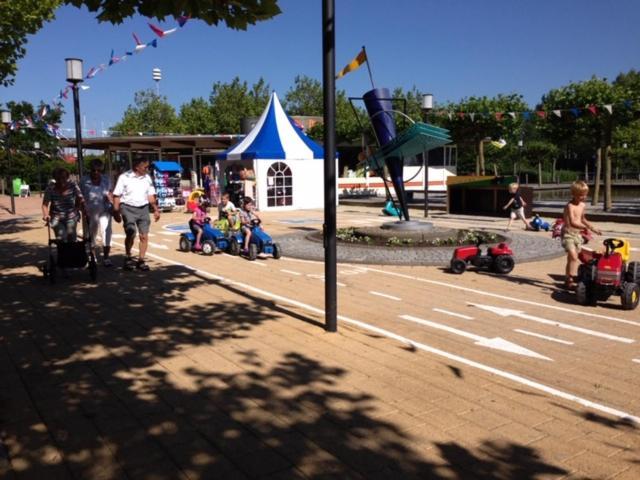 Recreatie Centrum De Hollepoarte 2 Chalets87 Makkum Luaran gambar